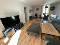 Stylish and Central 65m² Apartment in Dortmund City Center… - Cho thuê