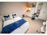 TRUTH: Suite in Dortmund - Smart TV - Kitchen - Internet -… - For Rent