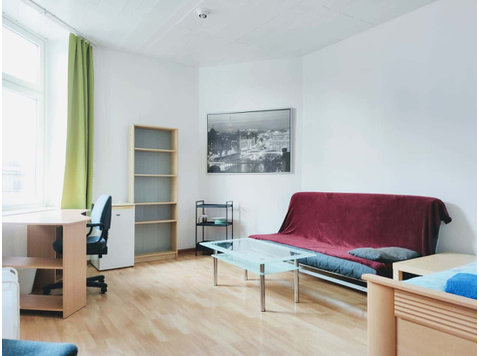 Apartment in Rheinische Straße - Leiligheter