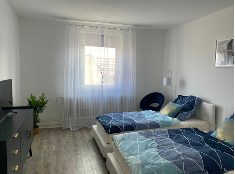 BLAUE INSEL near Duisburg HBF and in the heart of the Ruhr… - For Rent