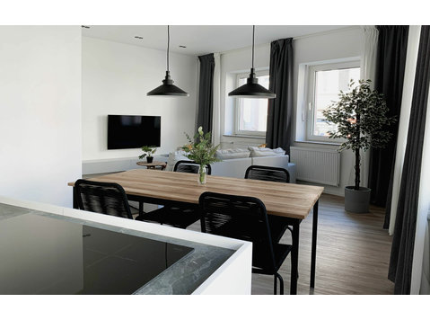 Designer apartment in Duisburgs student district - 	
Uthyres