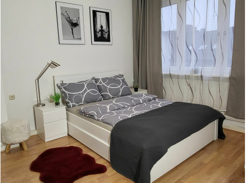 Duisburg close to Düsseldorf Airport & Messe / Fair - 20Min - เพื่อให้เช่า