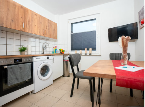 Serviceroom24 - Apartment 1 in Duisburg WLAN - Smart-TV -… - Aluguel