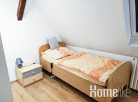 Large bright 4 room maisonette apartment - Apartemen