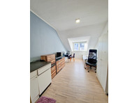 Amazing, cute 1 room apartment in Düsseldorf - For Rent