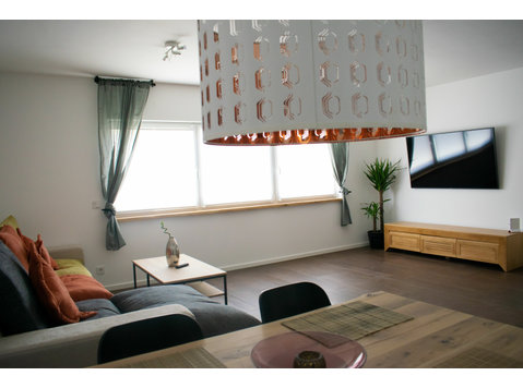 77 qm drei Zimmer Wohnung inklusive Parkplatz und WLAN - Zu Vermieten