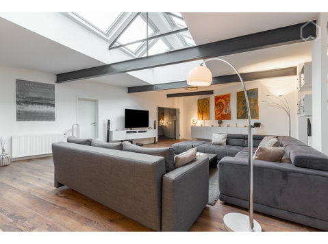 Exclusive Loft Wohnungen im Herzen von Düsseldorf mit… - Zu Vermieten
