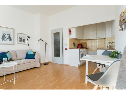 Liebevoll eingerichtetes, wunderschönes Apartment in… - Zu Vermieten
