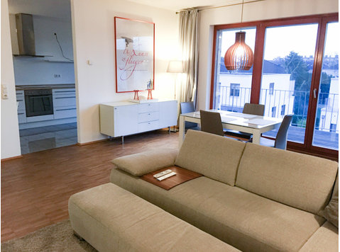 Cozy & wonderful flat in Düsseldorf - 	
Uthyres