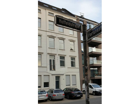 Schickes Apartment in Düsseldorf - Zu Vermieten