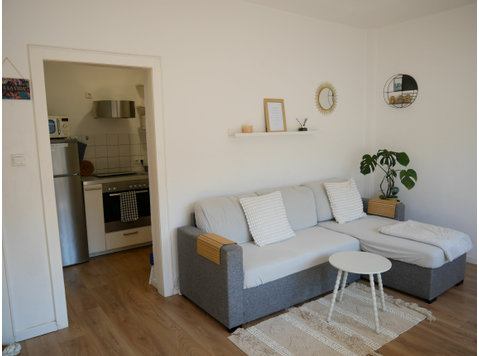 Cute, cozy 2 rooms apartment for short stay - Cho thuê