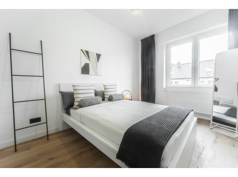 Cute, fantastic suite in Düsseldorf - For Rent