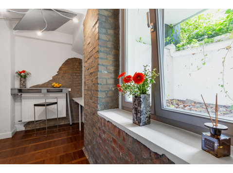 Modernes & modisches Apartment in Düsseldorf - Zu Vermieten