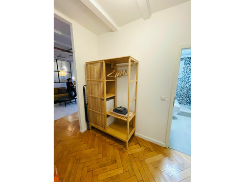 Liebenswertes Einraum-Apartment in allerbester Lage von… - Zu Vermieten