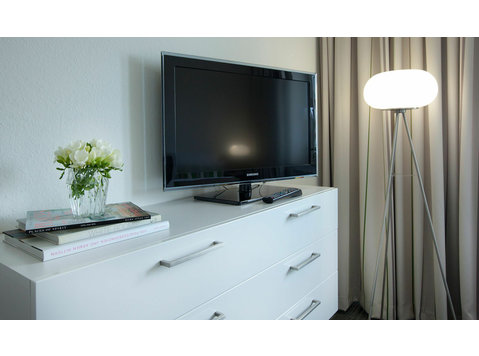 Lovingly furnished Serviced Apartment incl. weekly cleaning… - Ενοικίαση
