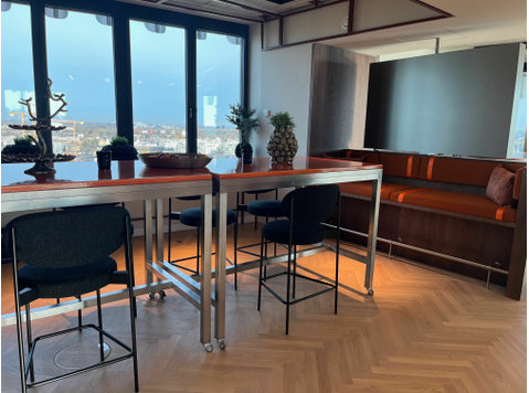 Luxeriöses Apartment mit viel Platz und tollem Blick über… - Zu Vermieten