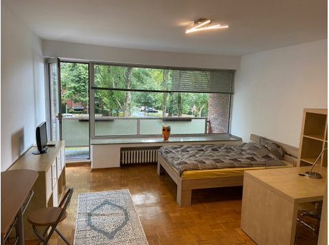 Modern 40sqm apartment with balcony in Düsseldorf - For Rent