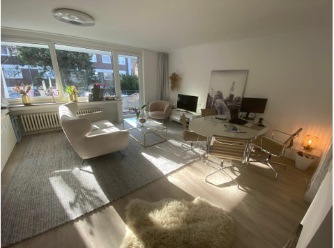 Modern, fully furnished apartment for subletting - Cho thuê