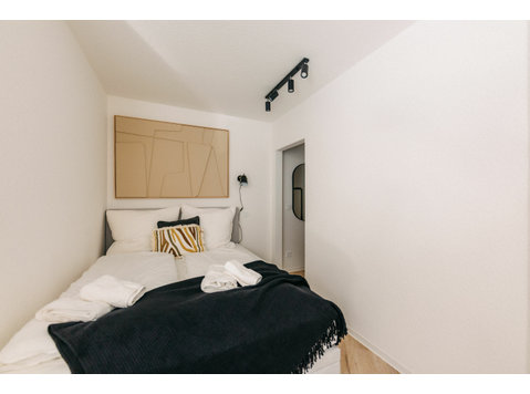 Modern, quiet Micro Apartment in Düsseldorf - For Rent