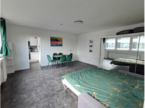 Modernes, voll möbliertes Apartment in zentraler Lage… - Zu Vermieten