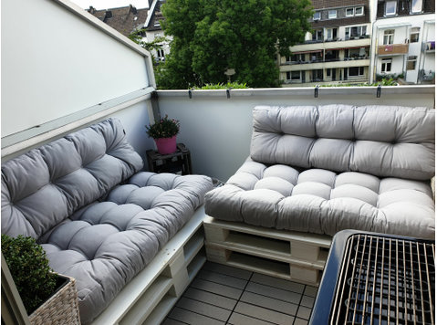 Spacious, modern flat in Düsseldorf - Aluguel