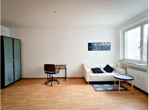 Stilvolles Apartment im Herzen der Düsseldorfer City, 10… - Zu Vermieten