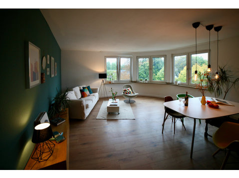 Stylish and perfectly located 2-room loft in Düsseldorf… - For Rent
