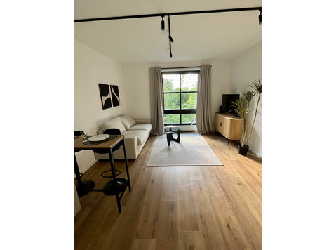 Stylish temporary apartment in Düsseldorf Wersten - For Rent