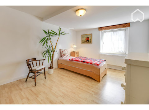 Modisches Apartment (Düsseldorf) - Zu Vermieten