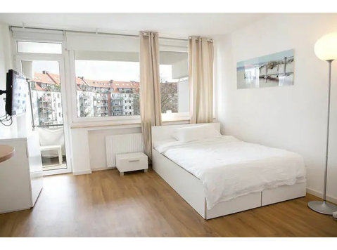 Wonderful, charming apartment in Düsseldorf - Til leje