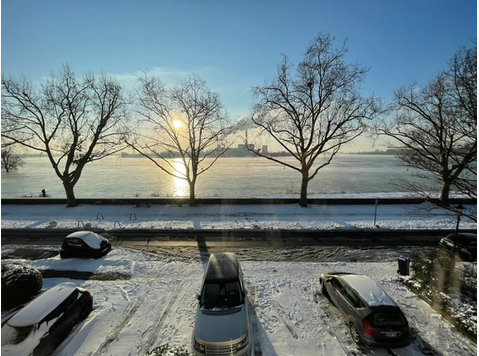 Wonderful flat with view on the river in Düsseldorf - Cho thuê