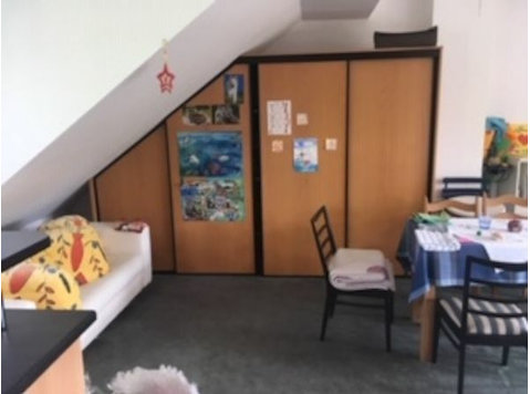 Fantastisches Studio Apartment im Zentrum von Düsseldorf - Zu Vermieten