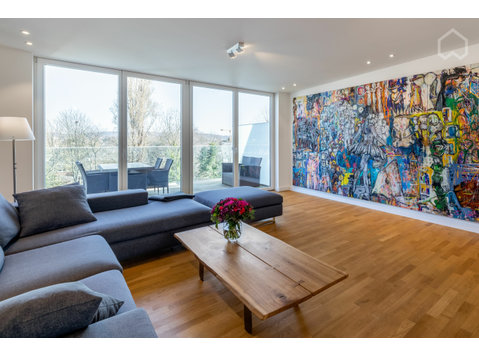 Häusliches & liebevoll eingerichtetes Loft in Düsseldorf - Zu Vermieten