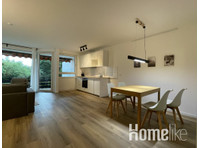 Amazing flat fully renovated with Parking - Apartemen