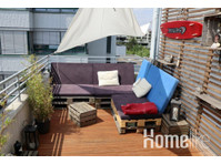Penthouse tendance et moderne avec une très grande terrasse… - Appartements