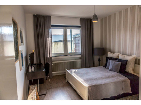 Gladbacher Straße - Apartments