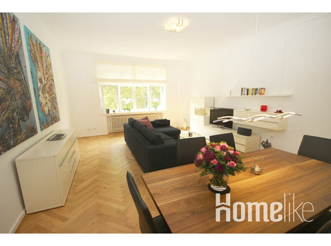 High quality furnished 2 room apartment - Căn hộ