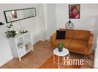 Nice and Cosy Flat in the center! 5th Floor - Апартаменти