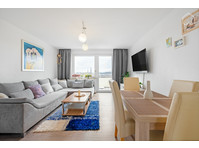Beautiful bright apartment with balcony centrally located… - 空室あり