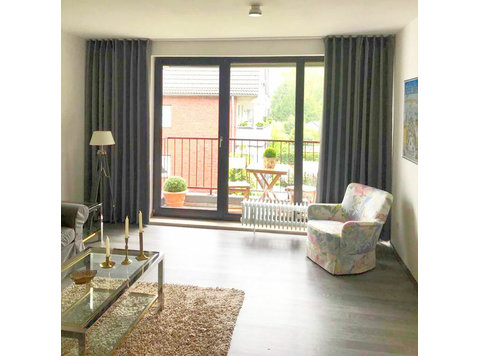 Centrally located flat for discerning guests - For Rent