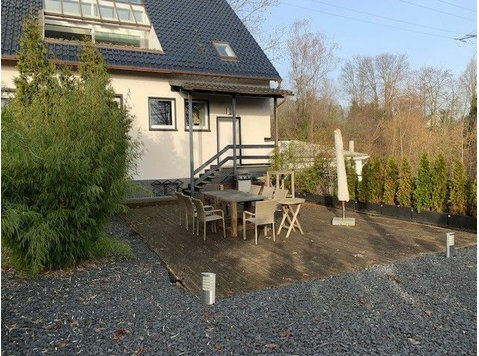 Fashionable & cute home in Essen - For Rent