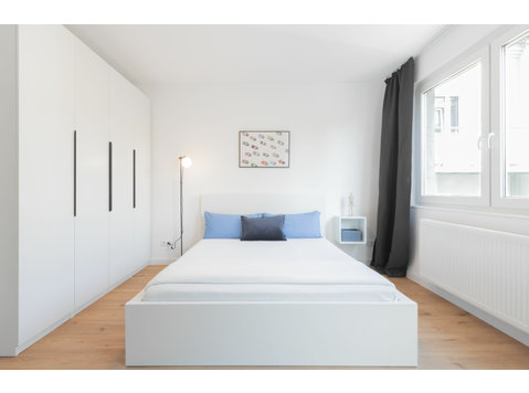***Furnished room in shared flat near university*** - For Rent