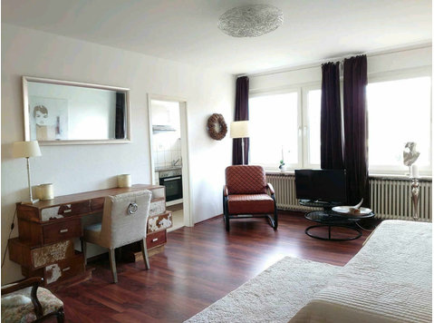 Great studio apartment in the middle of Essen - For Rent