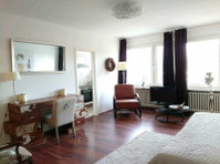Great studio apartment in the middle of Essen - Za iznajmljivanje