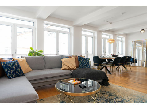 *Golden-Loft 92qm, zentral & ruhig, Messe/HBF nah* - Zu Vermieten