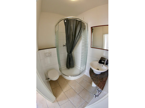 Modern 2-Room Garden Apartment (35 m²) – Fully Furnished,… - For Rent