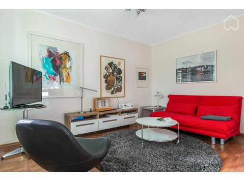 Modern furnished apartment in Essen-Rüttenscheid with… - За издавање