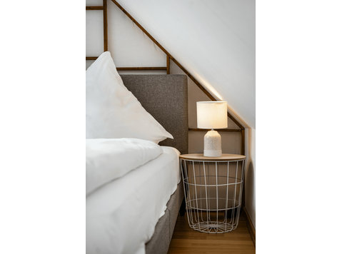 ☆ Modernes Design apt. | Balkon | Küche | CentrO ☆ - Zu Vermieten