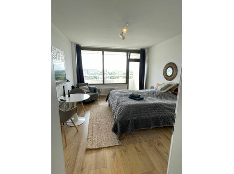 Neue Wohnung auf Zeit in Szeneviertel - Zu Vermieten
