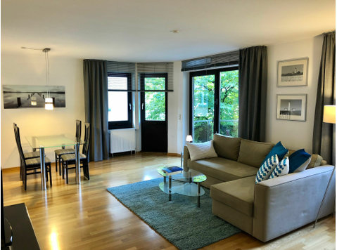 Quiet, comfortable apartment, walking distance to city… - Cho thuê